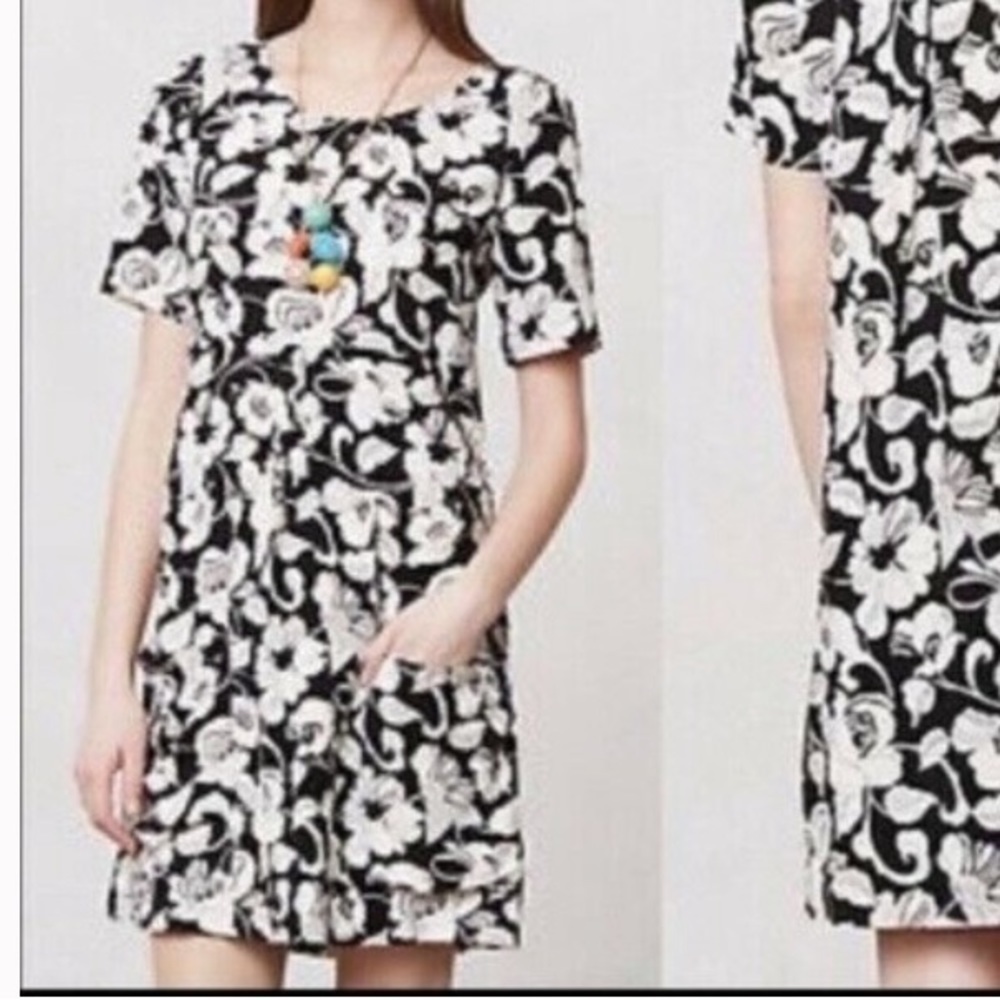 Anthropologie Maeve Black white floral print front pockets dress size 2